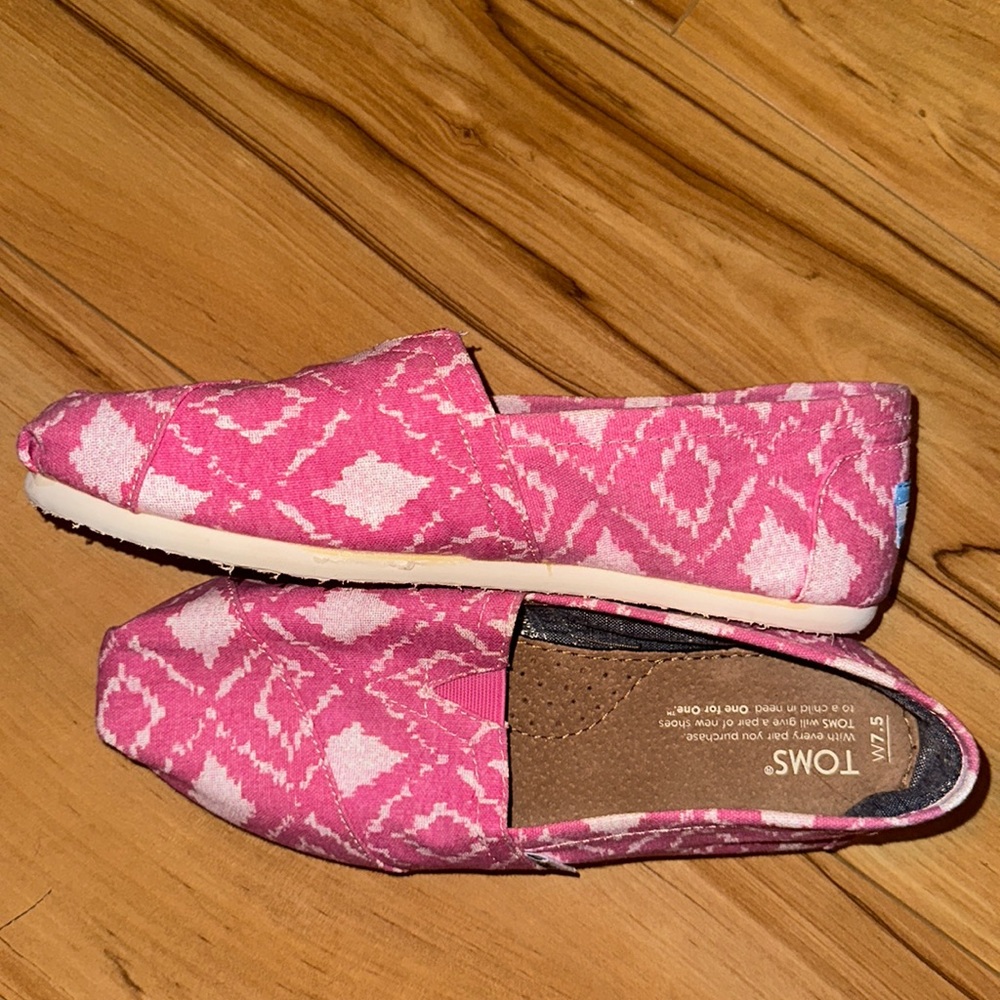 Women’s TOMS Pink Shoes